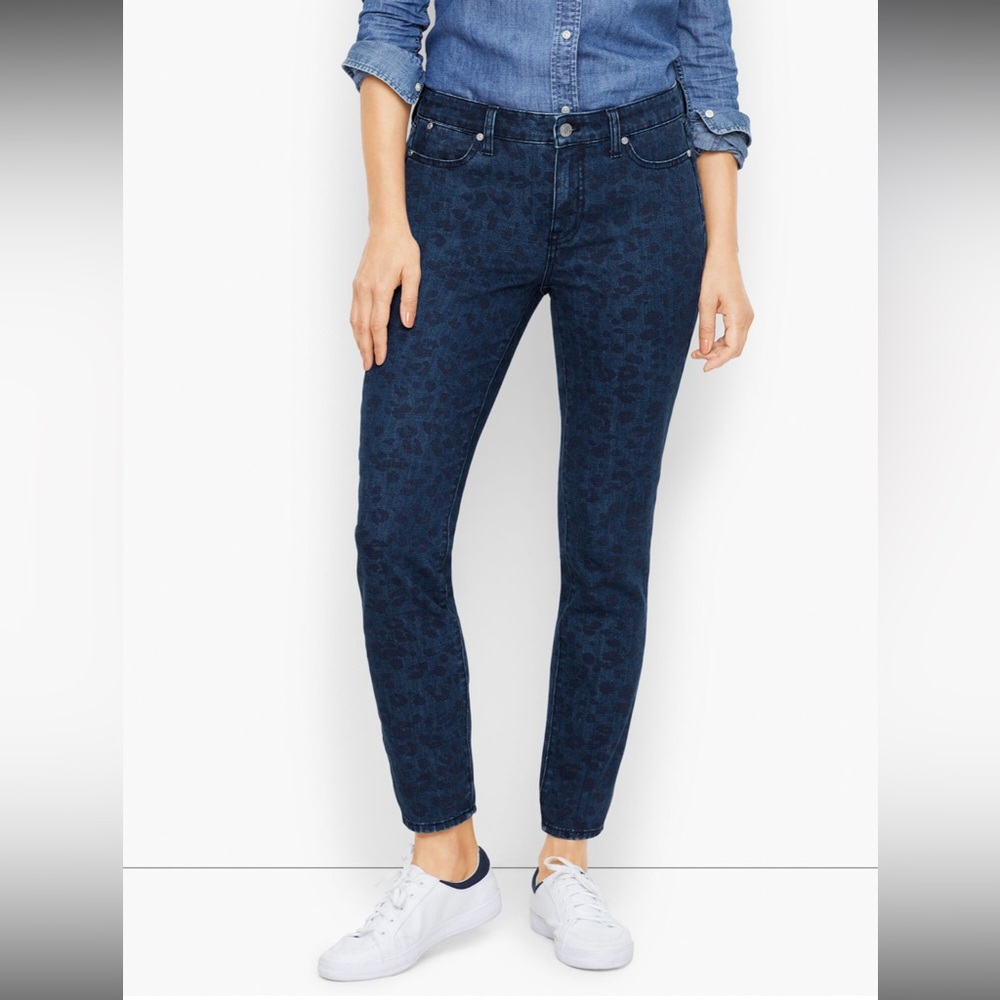 Talbots Alluring Animal Slim Ankle Jeans 2P 2 Petite